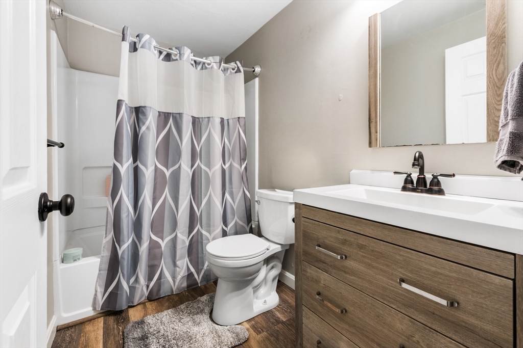 19 Jade Property Photo 19
