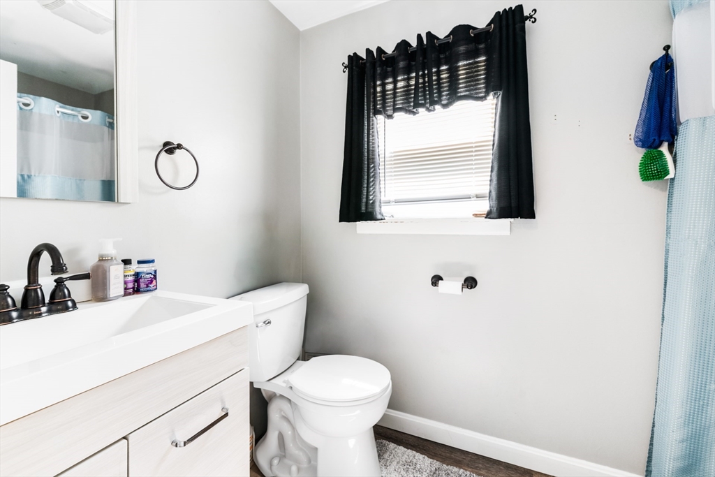 19 Jade Property Photo 25