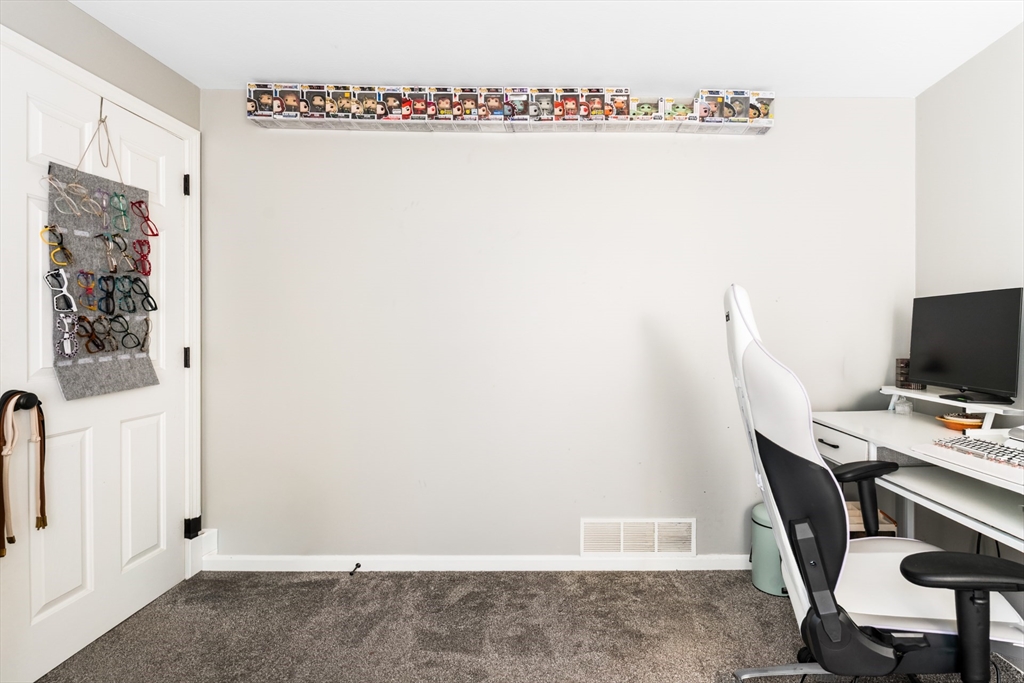 19 Jade Property Photo 29