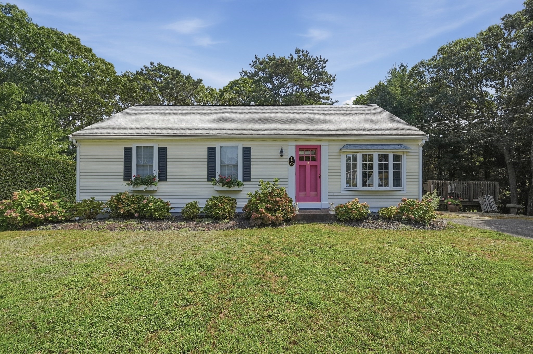 25 Sea Horse Road Property Photo 1
