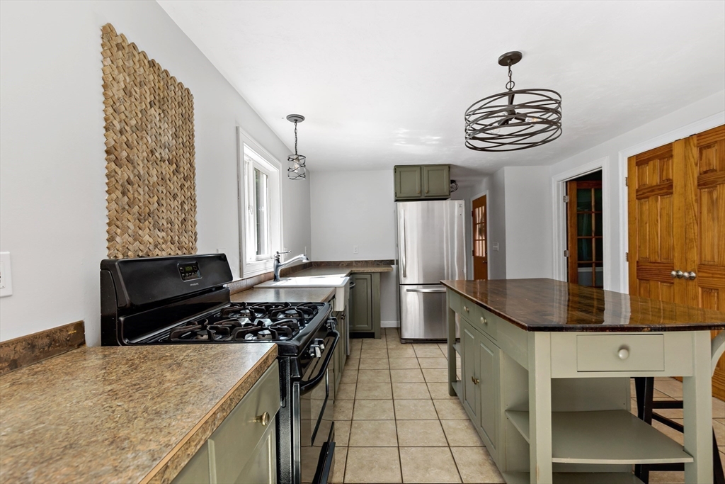 10 Brenrae Dr Property Photo 12