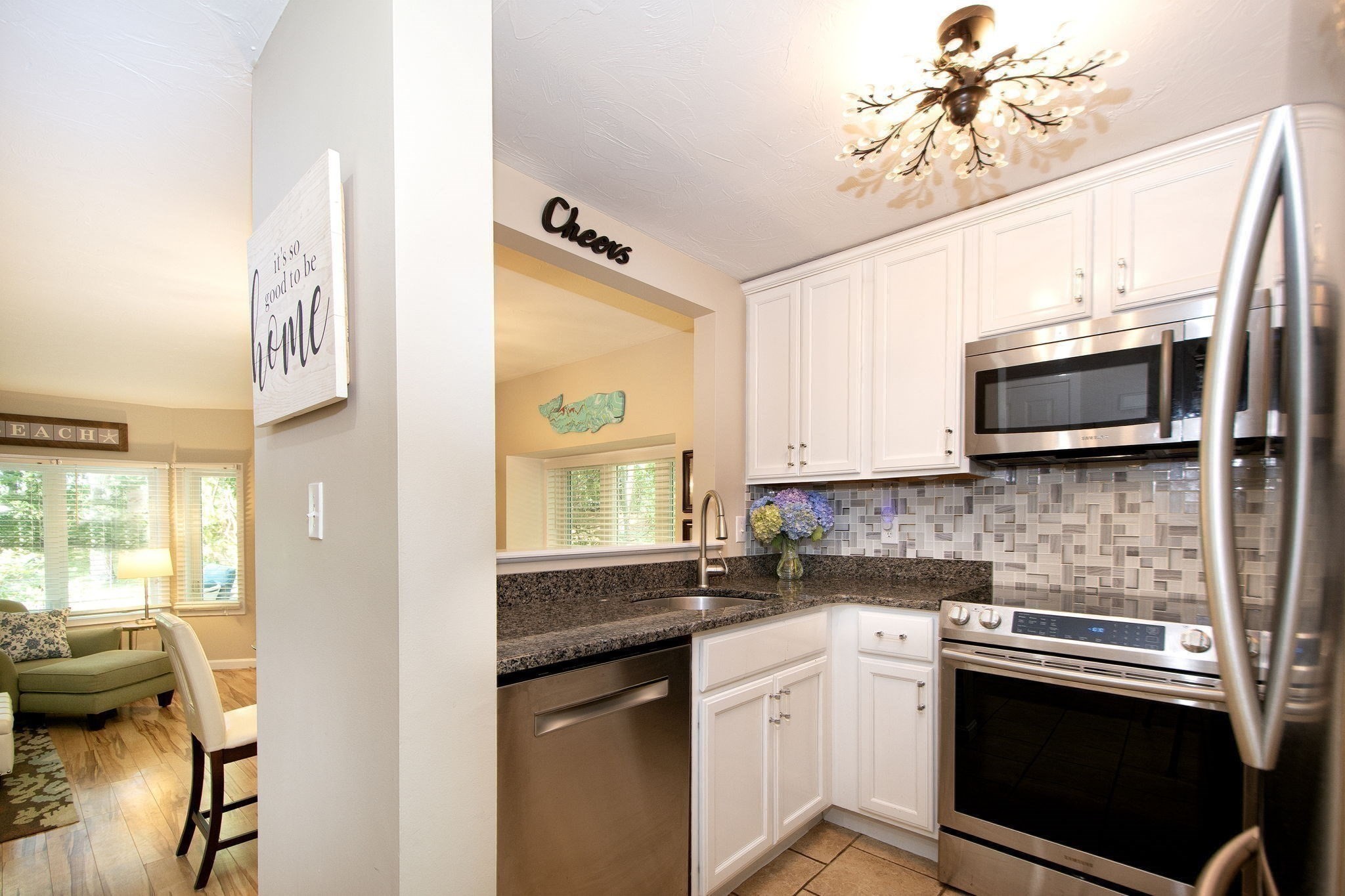 48 Westcliff Drive # 48 Property Photo 10