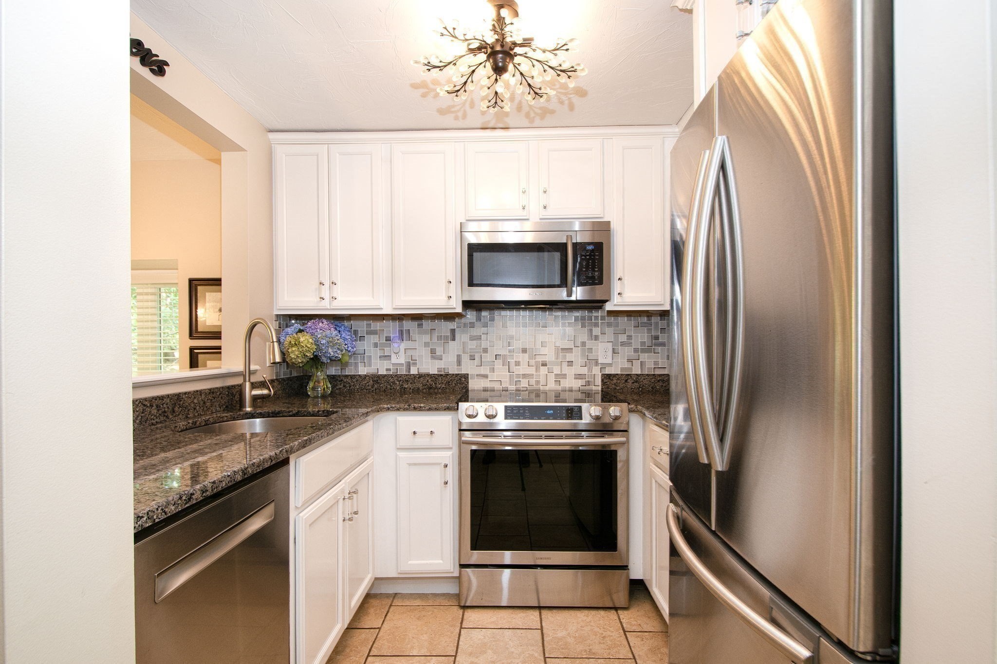 48 Westcliff Drive # 48 Property Photo 11