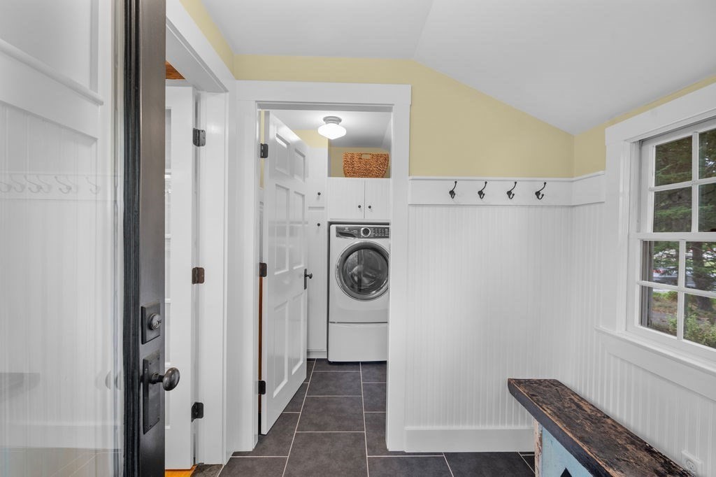 505 Main St. Property Photo 5