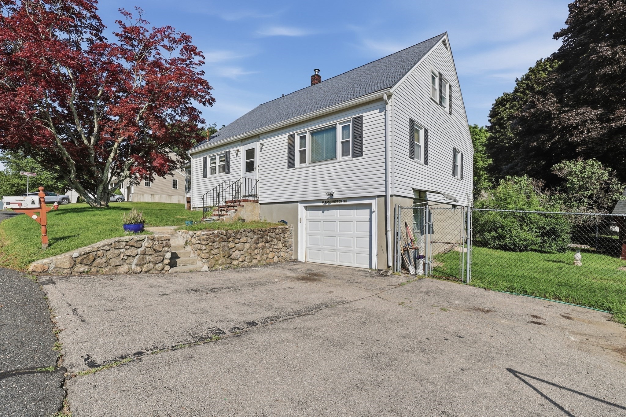 4 Washington Street Property Photo 1