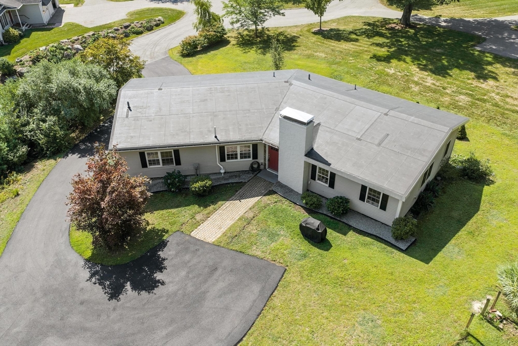 2 Reed Lane Property Photo 2