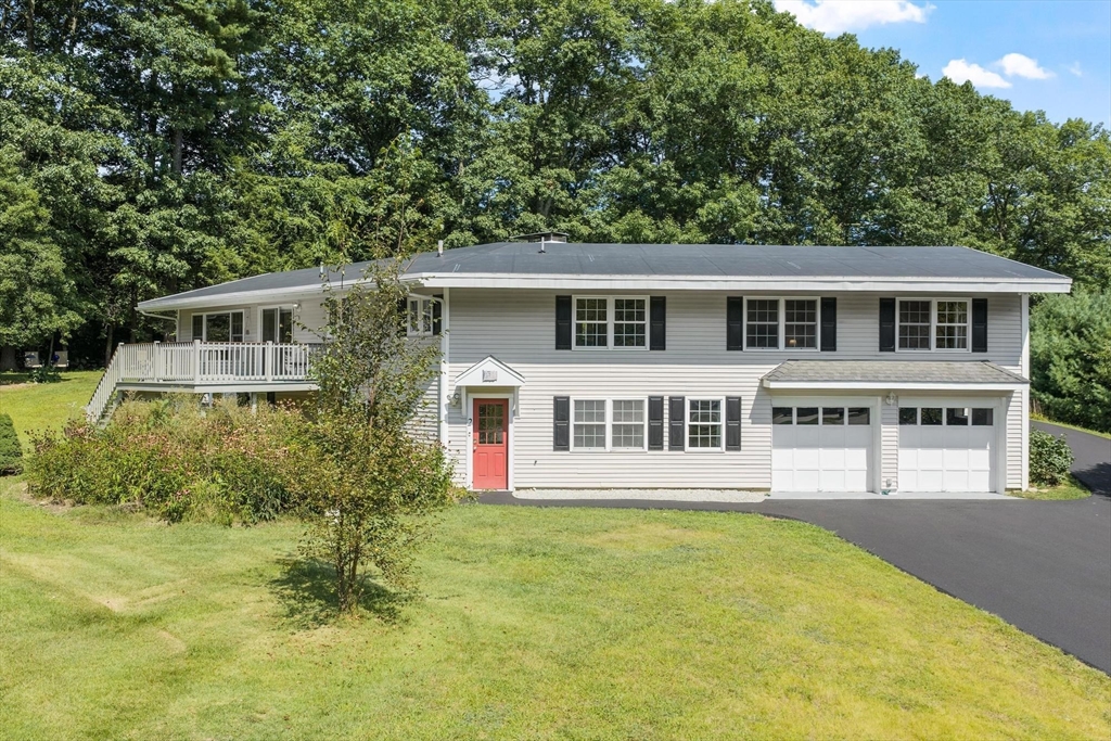 2 Reed Lane Property Photo 3