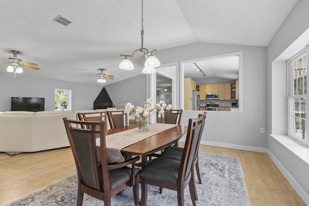 2 Reed Lane Property Photo 12