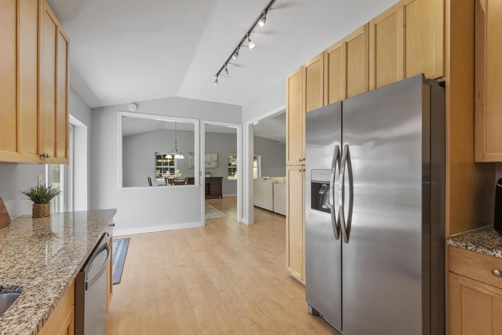 2 Reed Lane Property Photo 16