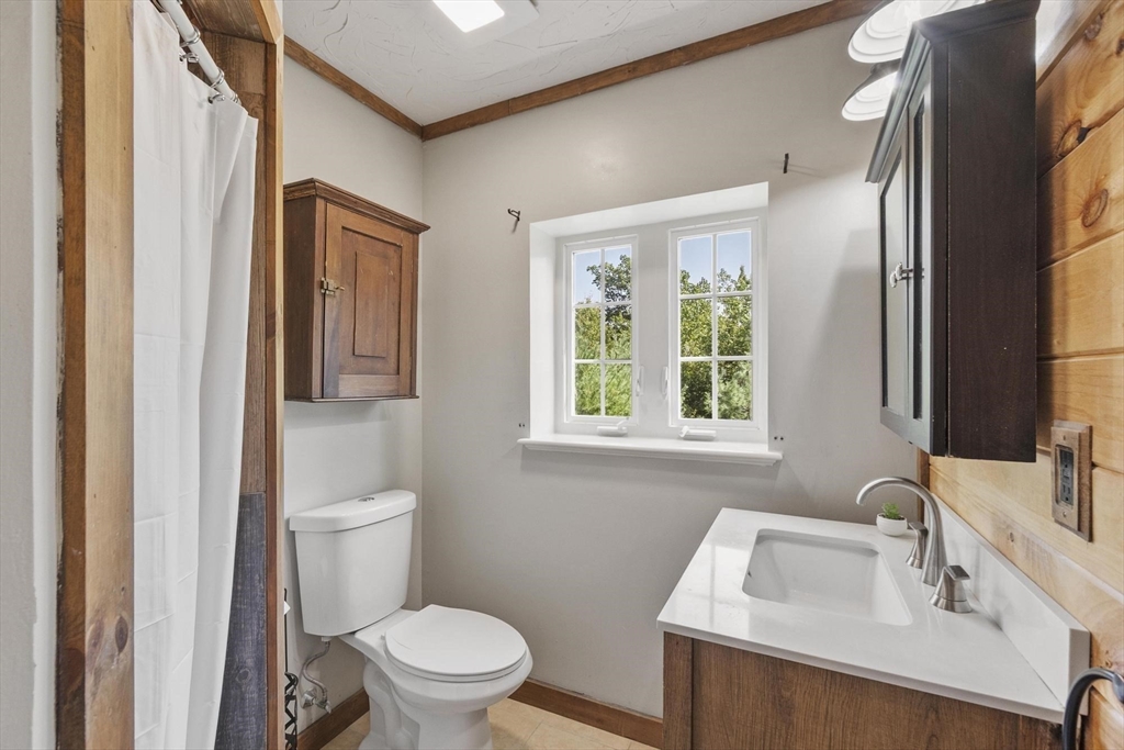 2 Reed Lane Property Photo 21
