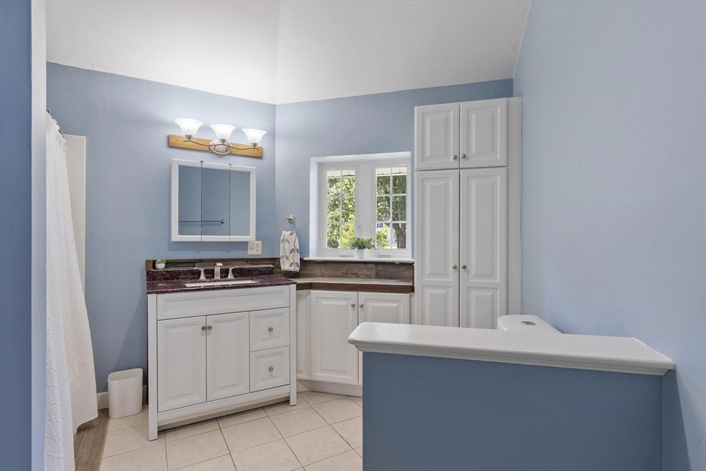 2 Reed Lane Property Photo 28