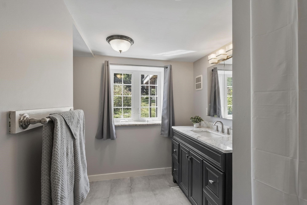 2 Reed Lane Property Photo 35
