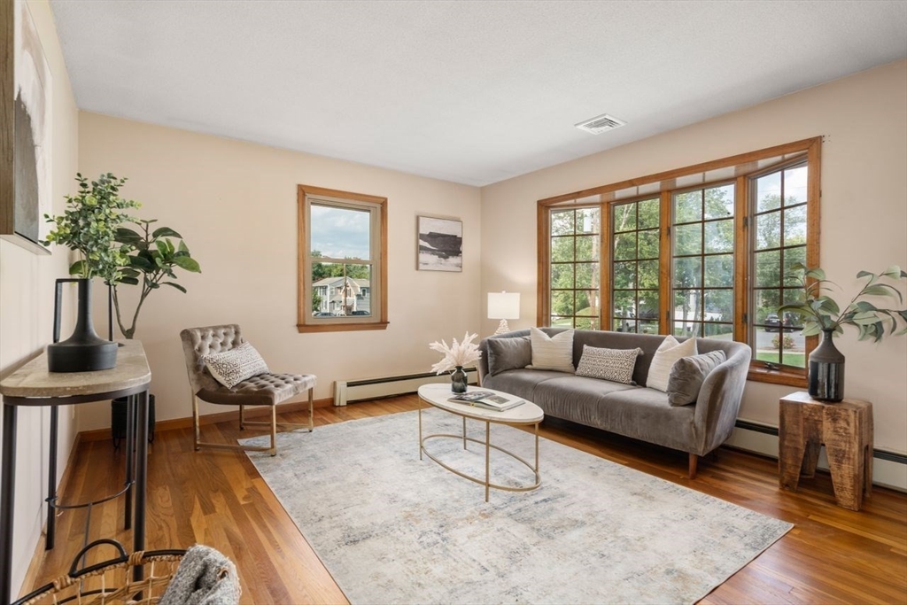 29 Rosedale Avenue Property Photo 8