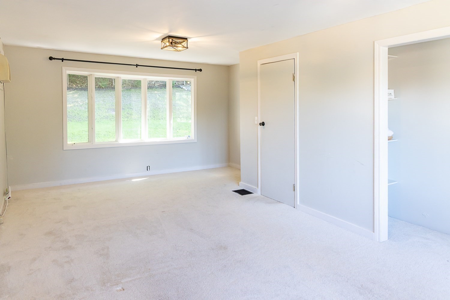 24 Belvidere Rd Property Photo 10