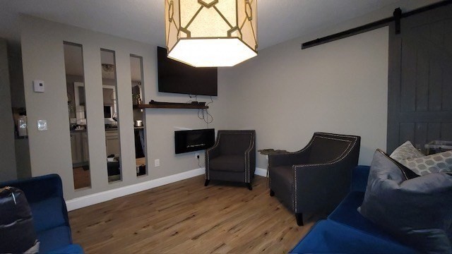 15-17 Otis Ct # 17 Property Photo 2