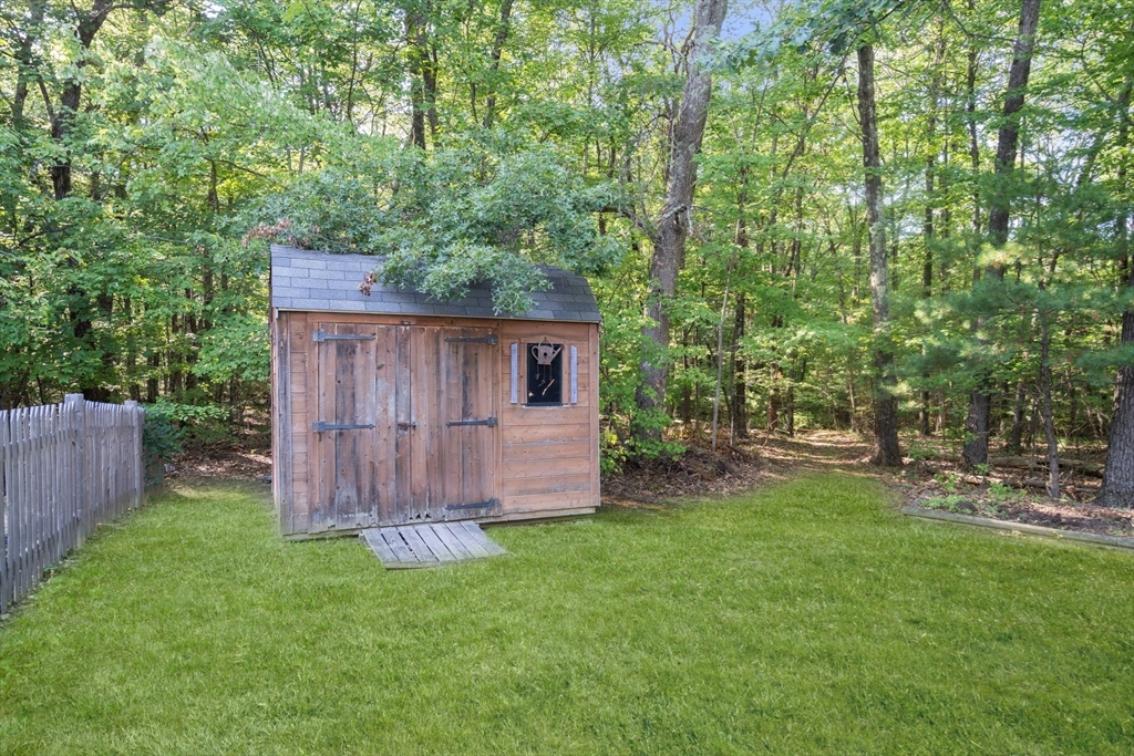 8 Bush Road Property Photo 35