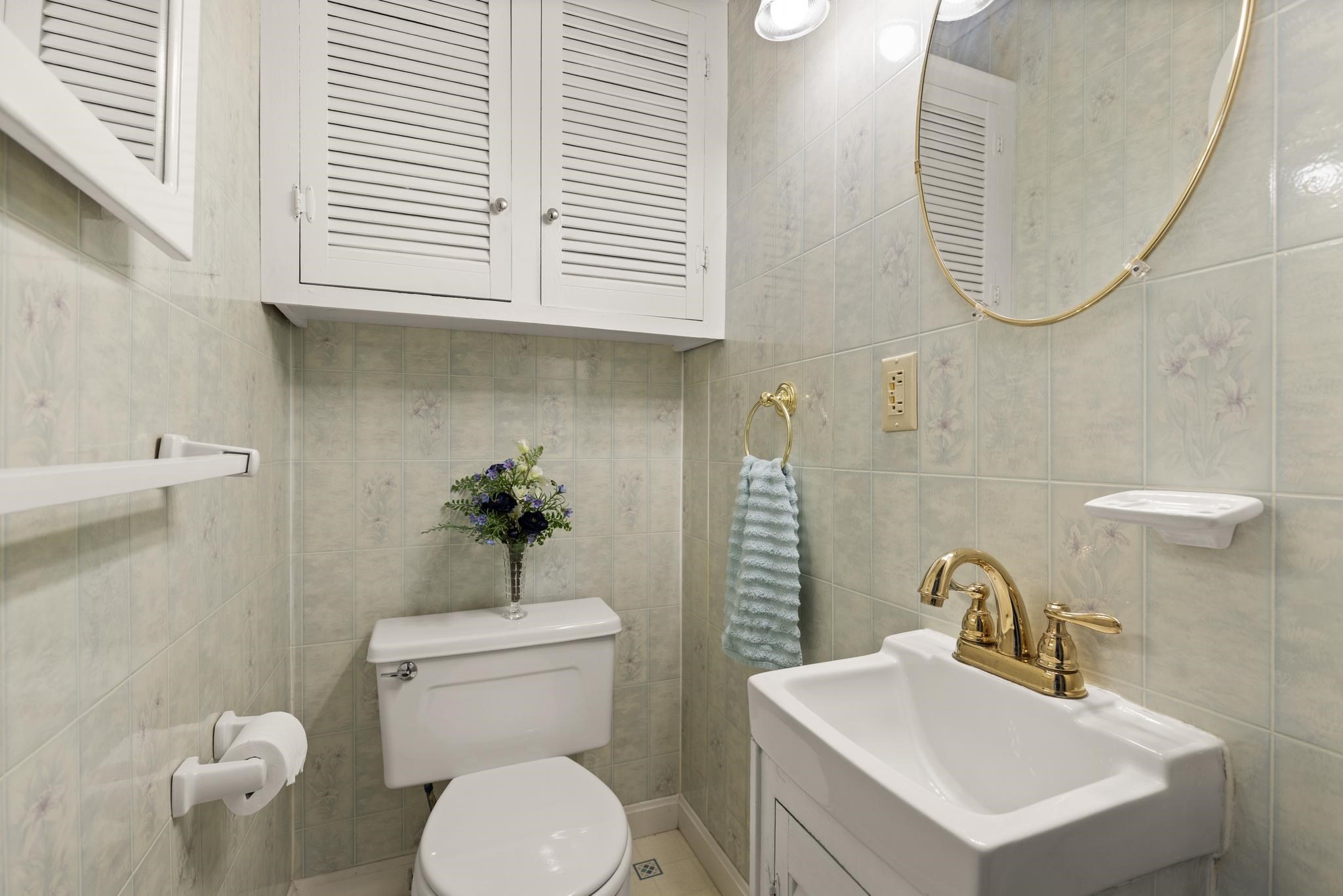 6 Groveland St Property Photo 32