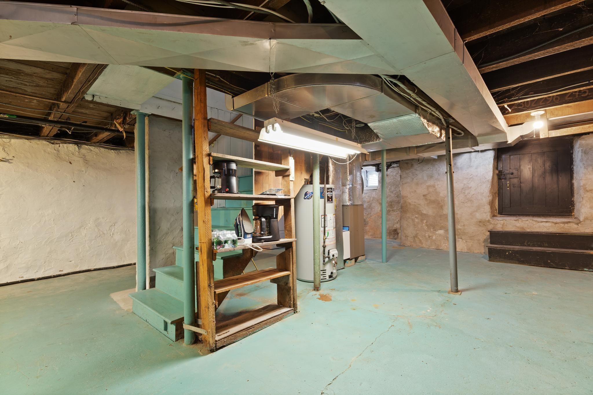 6 Groveland St Property Photo 36
