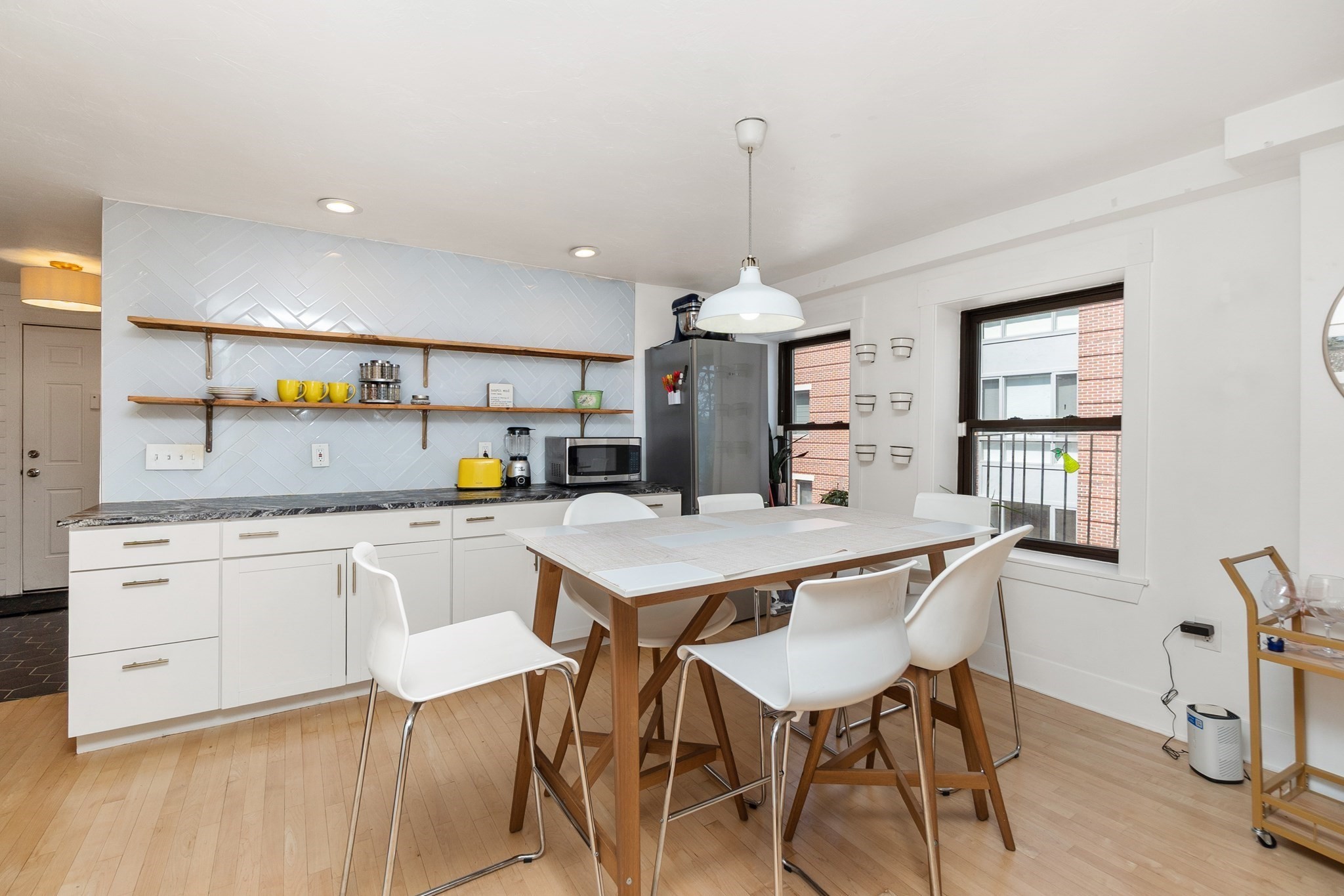 59 Fleet St # 3 Property Photo 3