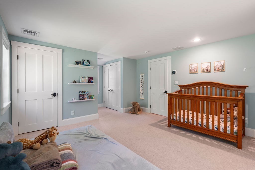 96a High Street Property Photo 27