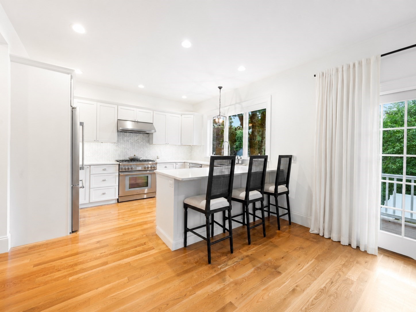 30 Farrow St Property Photo 9