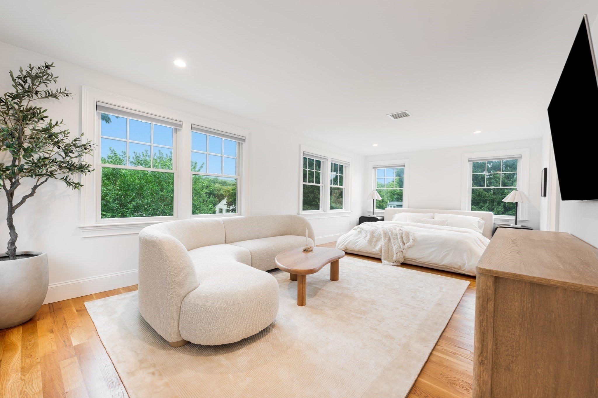 30 Farrow St Property Photo 14