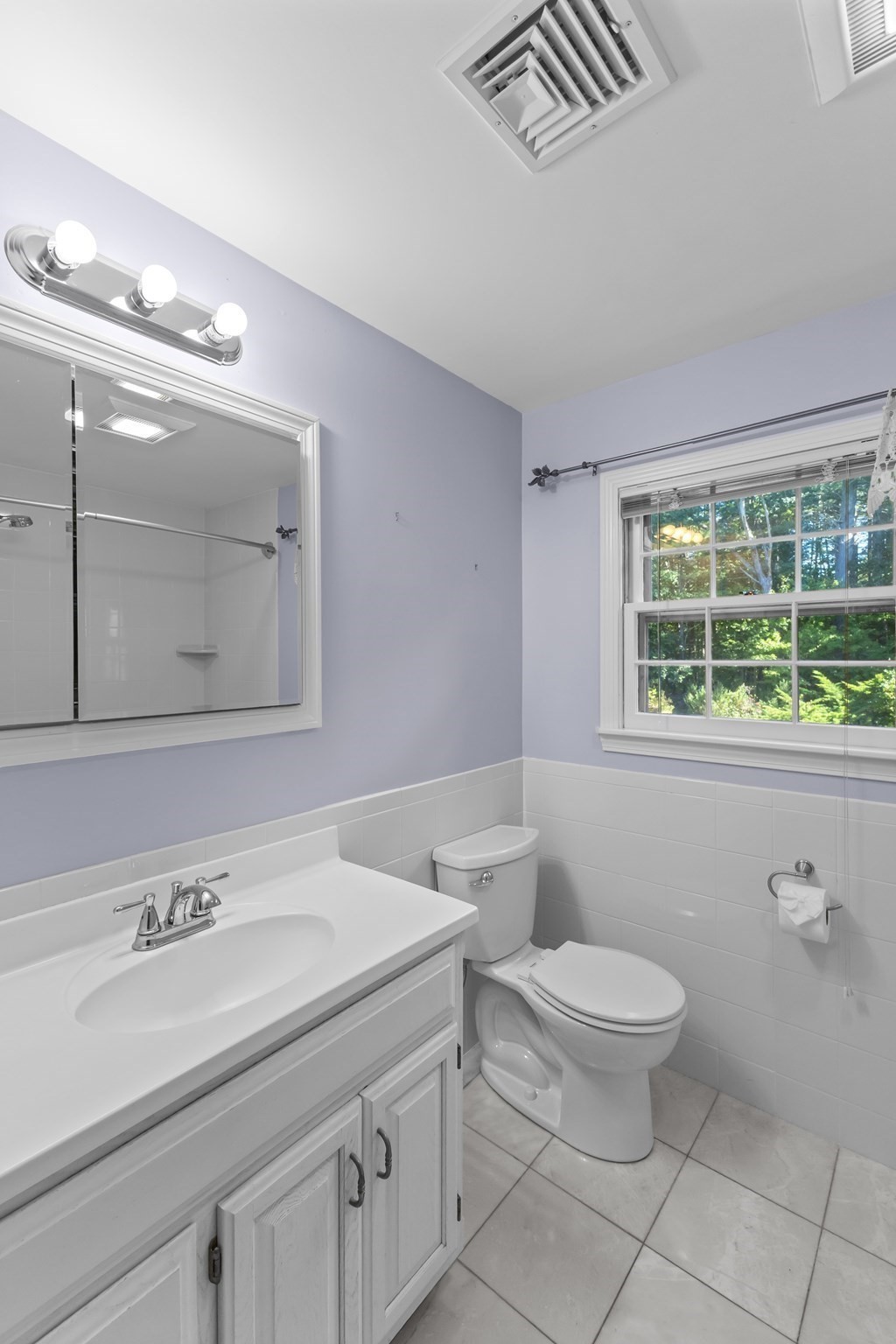 627 Main St Property Photo 17