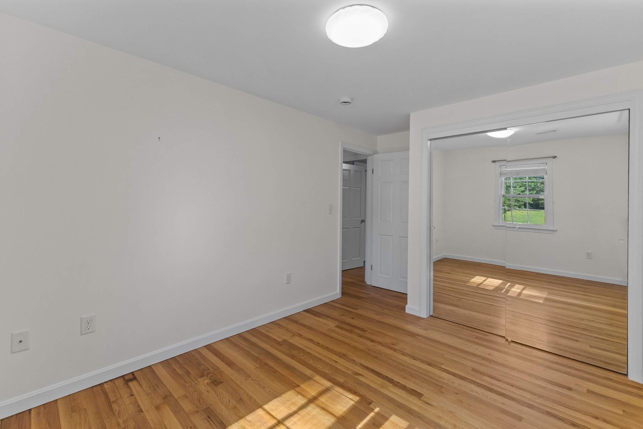 627 Main St Property Photo 21