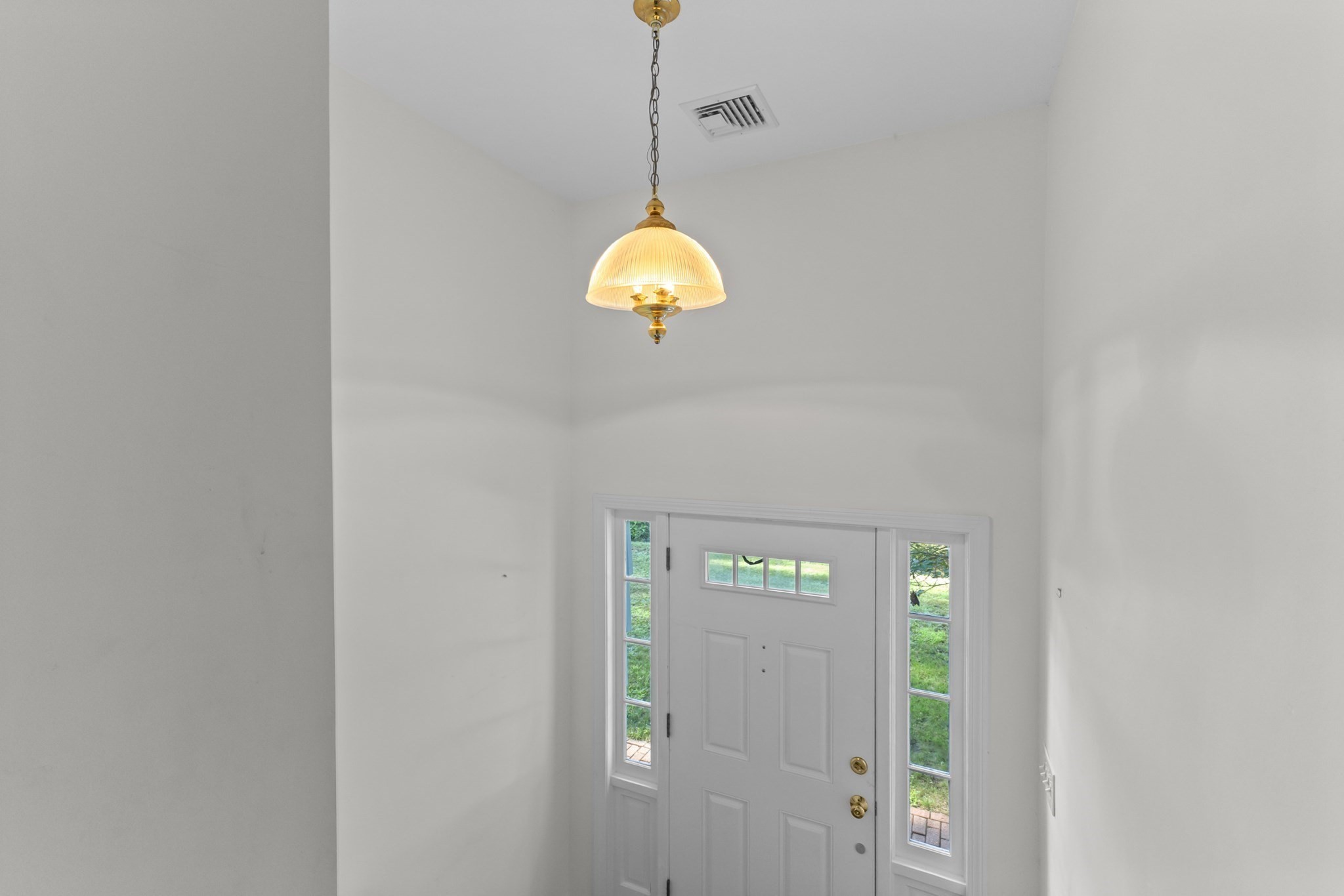 627 Main St Property Photo 25