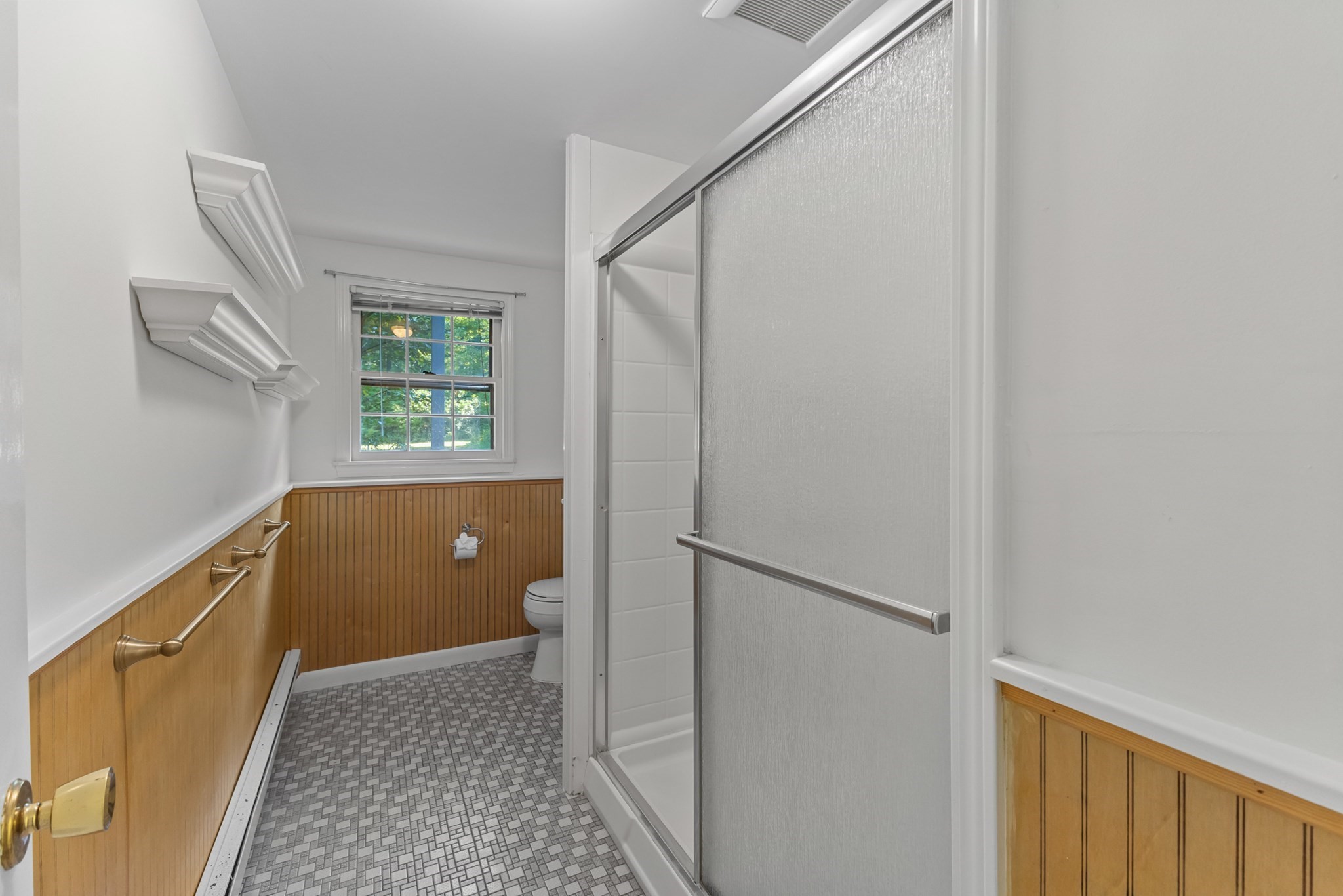 627 Main St Property Photo 31