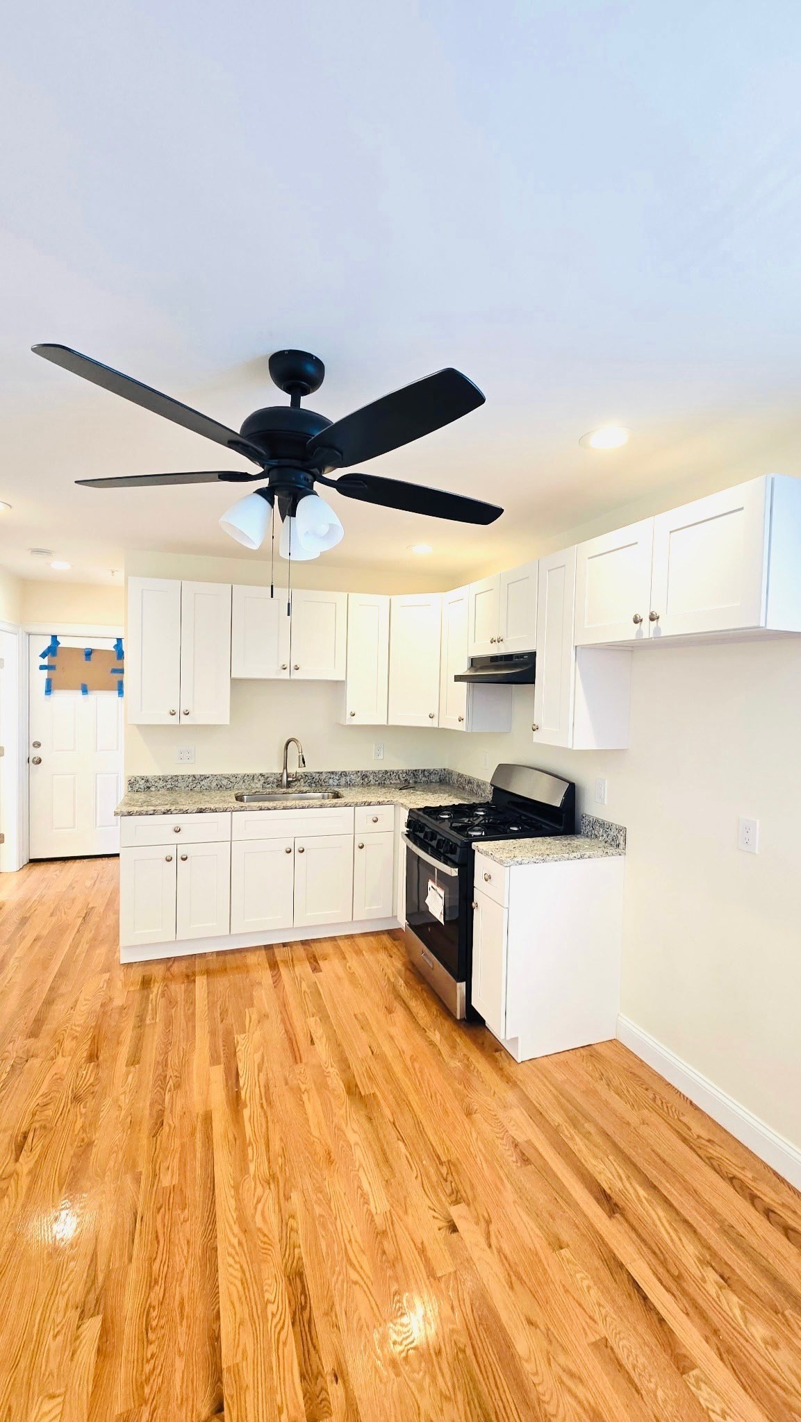49 Woodcliff # 2 Property Photo 4