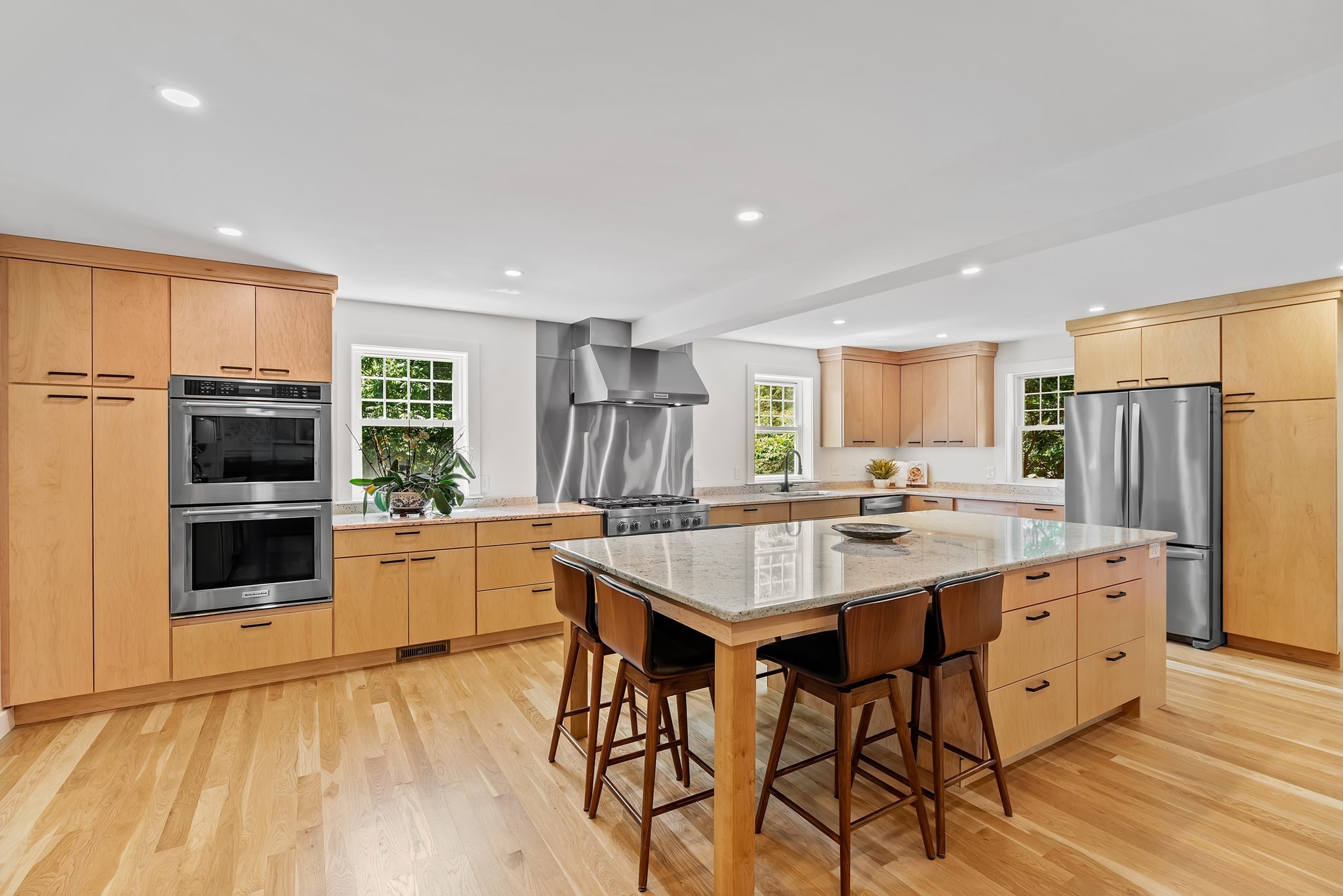 334 Farm Road Property Photo 5