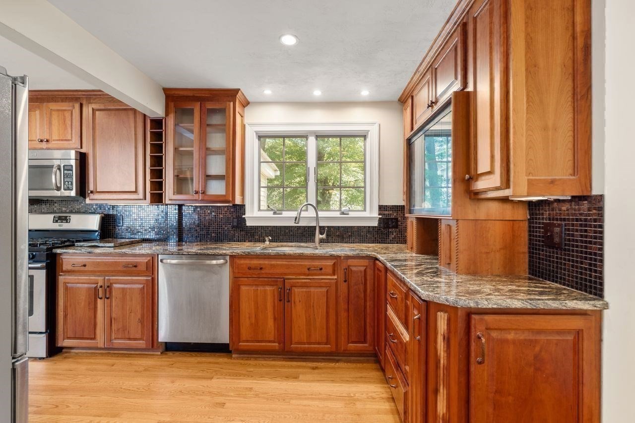 197 Speen Street Property Photo 3