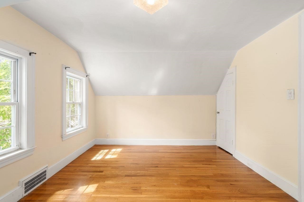 197 Speen Street Property Photo 14