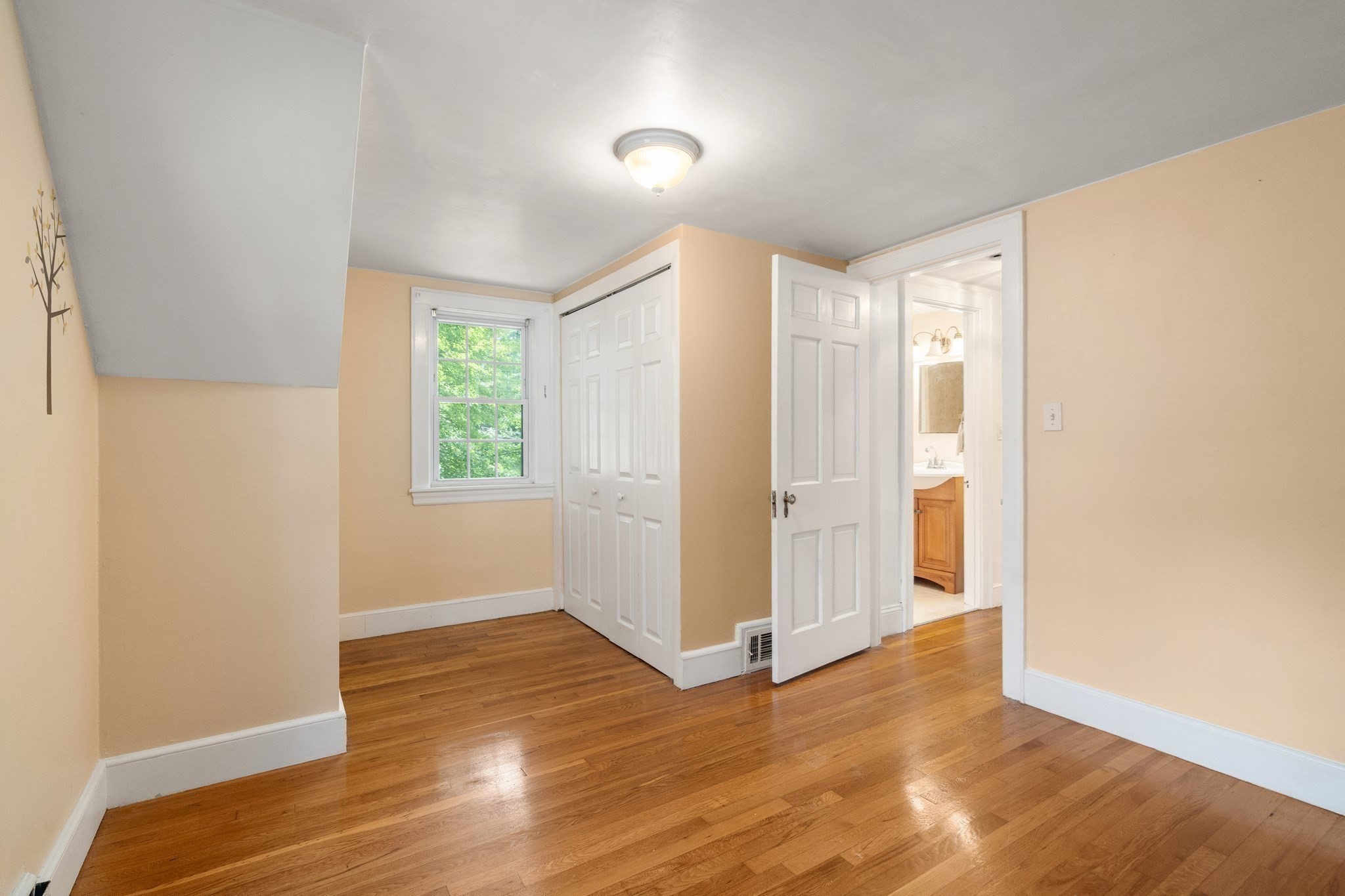 197 Speen Street Property Photo 17