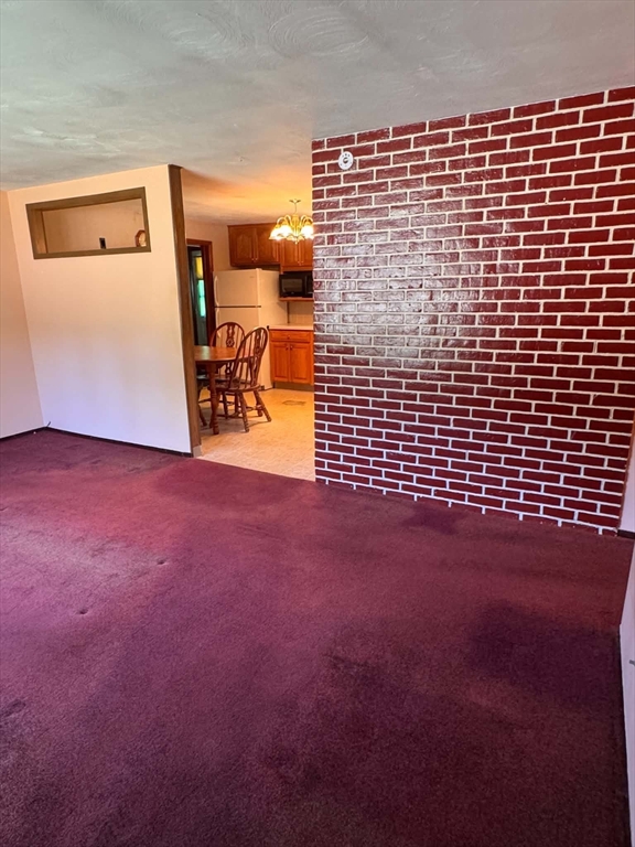 8 Aspen Property Photo 2