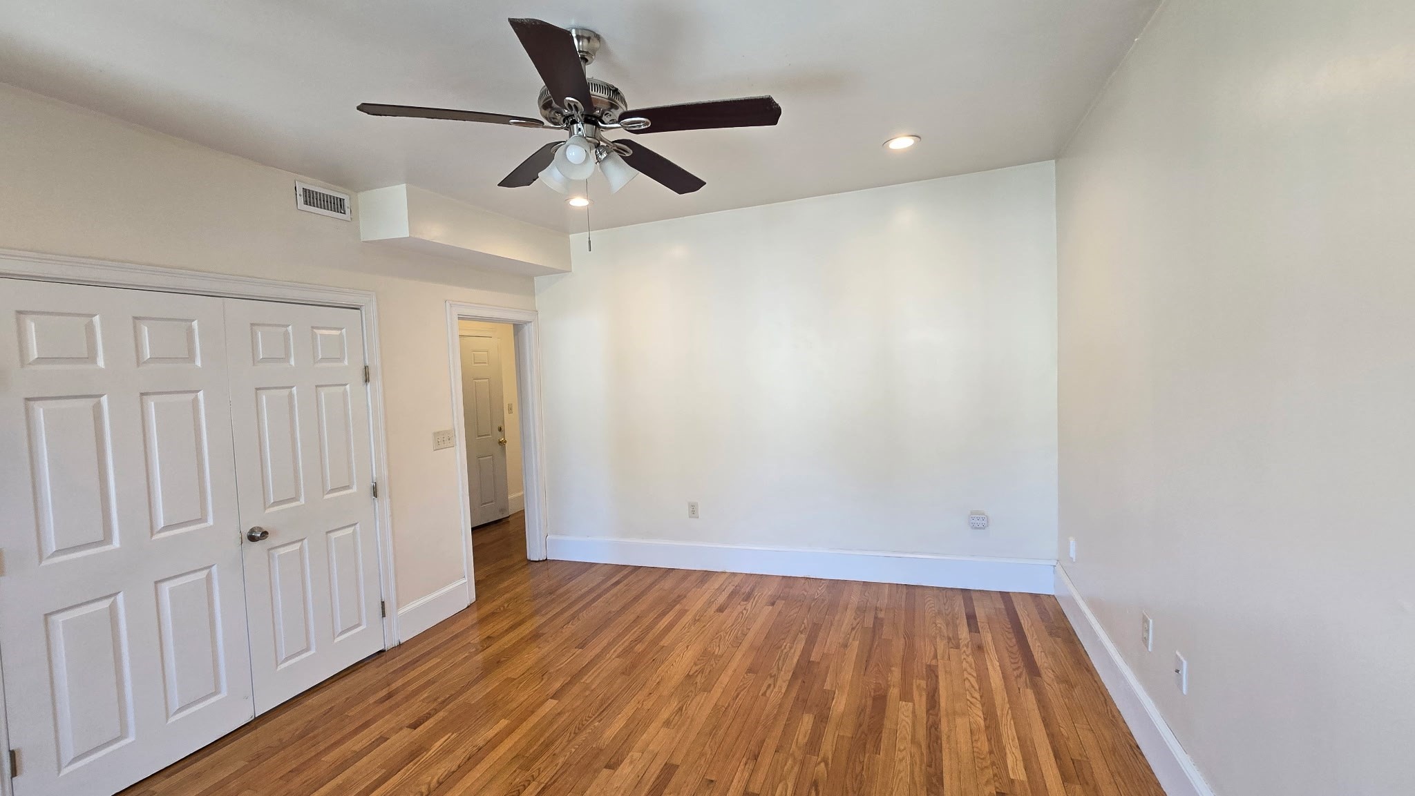 25 Angell # 3 Property Photo 6