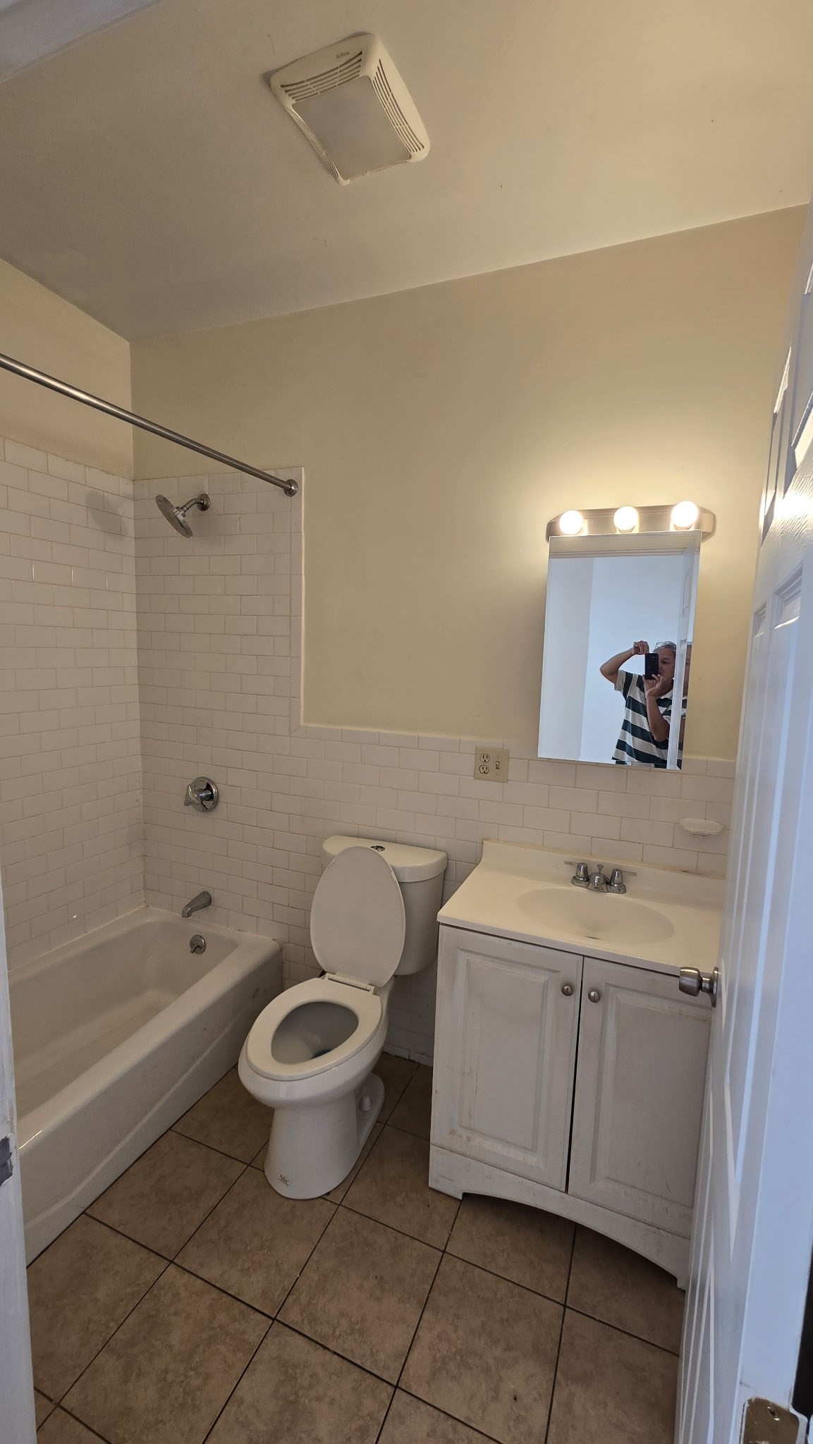 25 Angell # 3 Property Photo 10