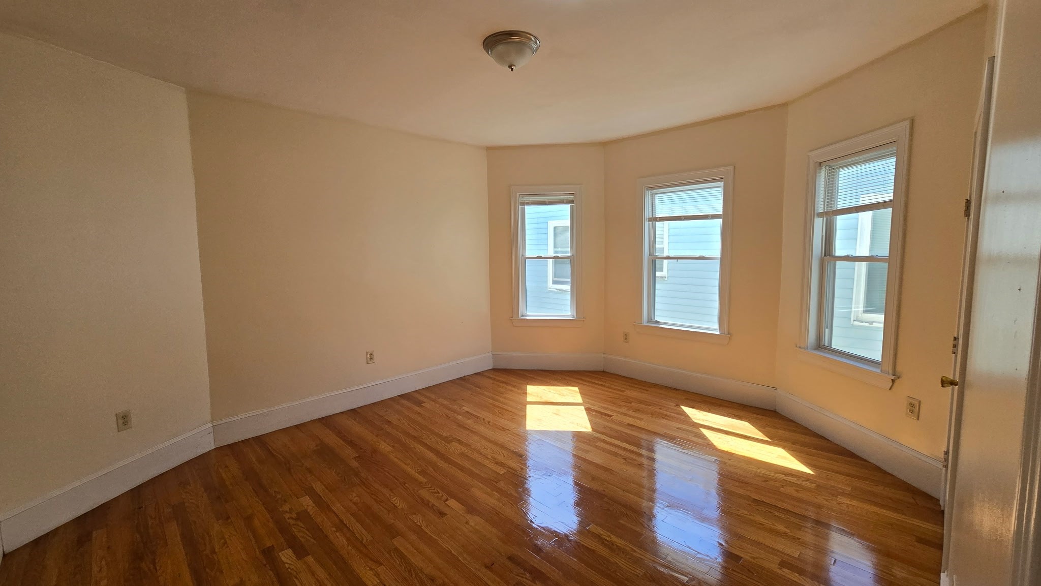 25 Angell # 3 Property Photo 11