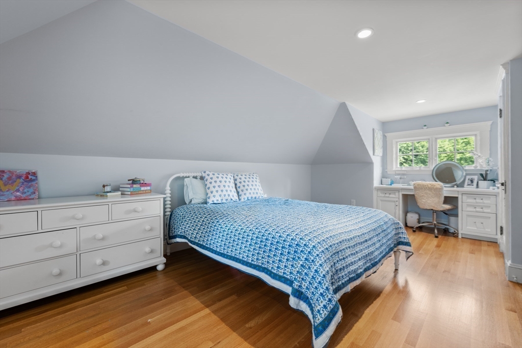 32 Arlington Road Property Photo 31