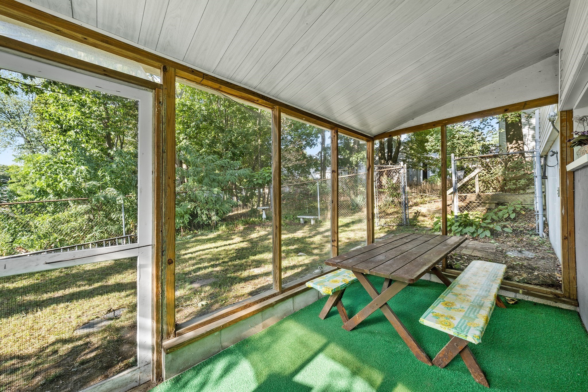 244 Beech Ave Property Photo 18