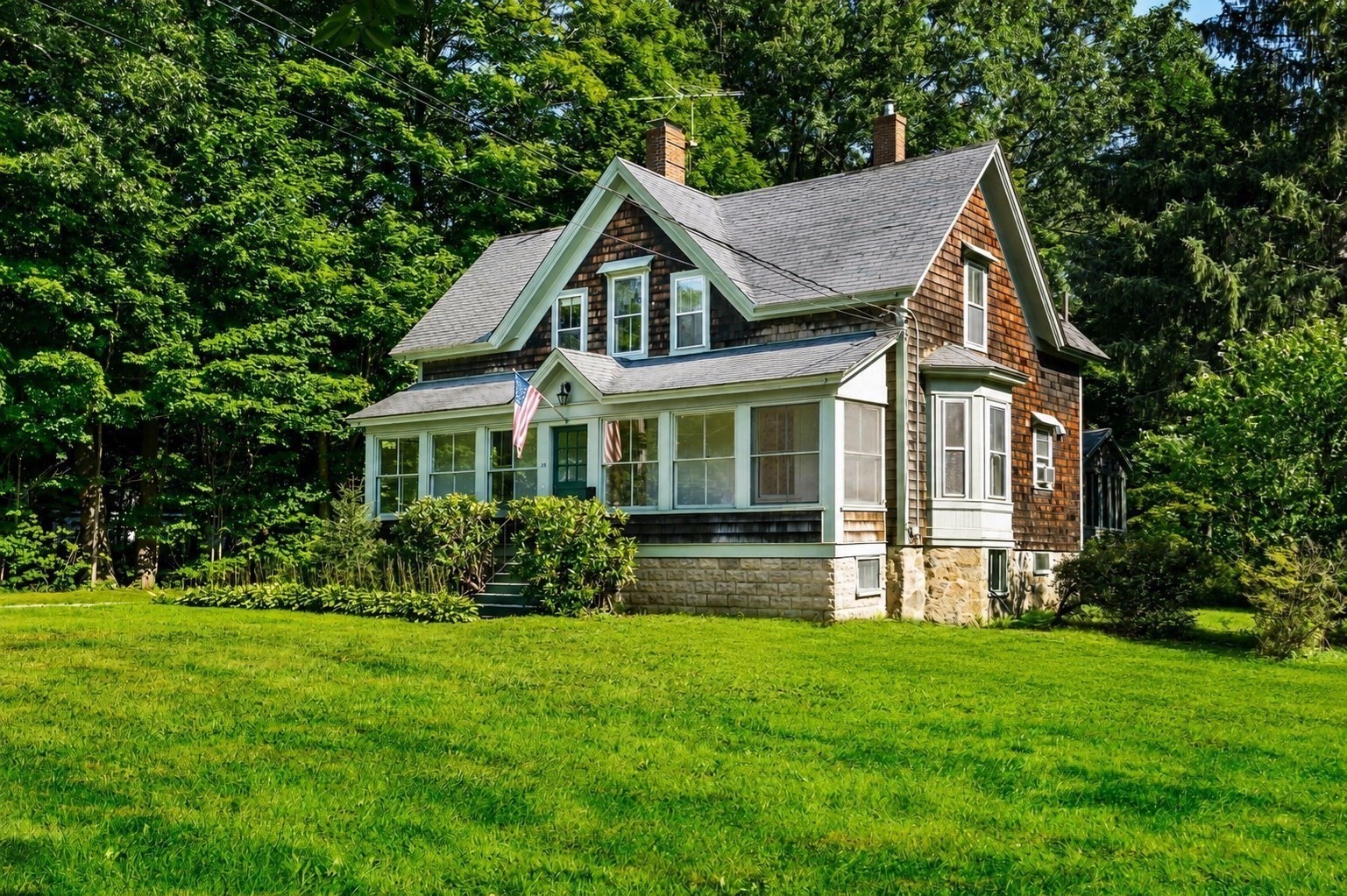 42 Walnut Rd Property Photo 2