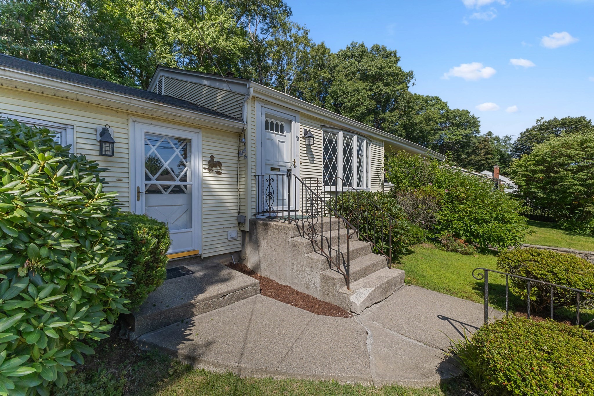 48 Washington St Property Photo 2