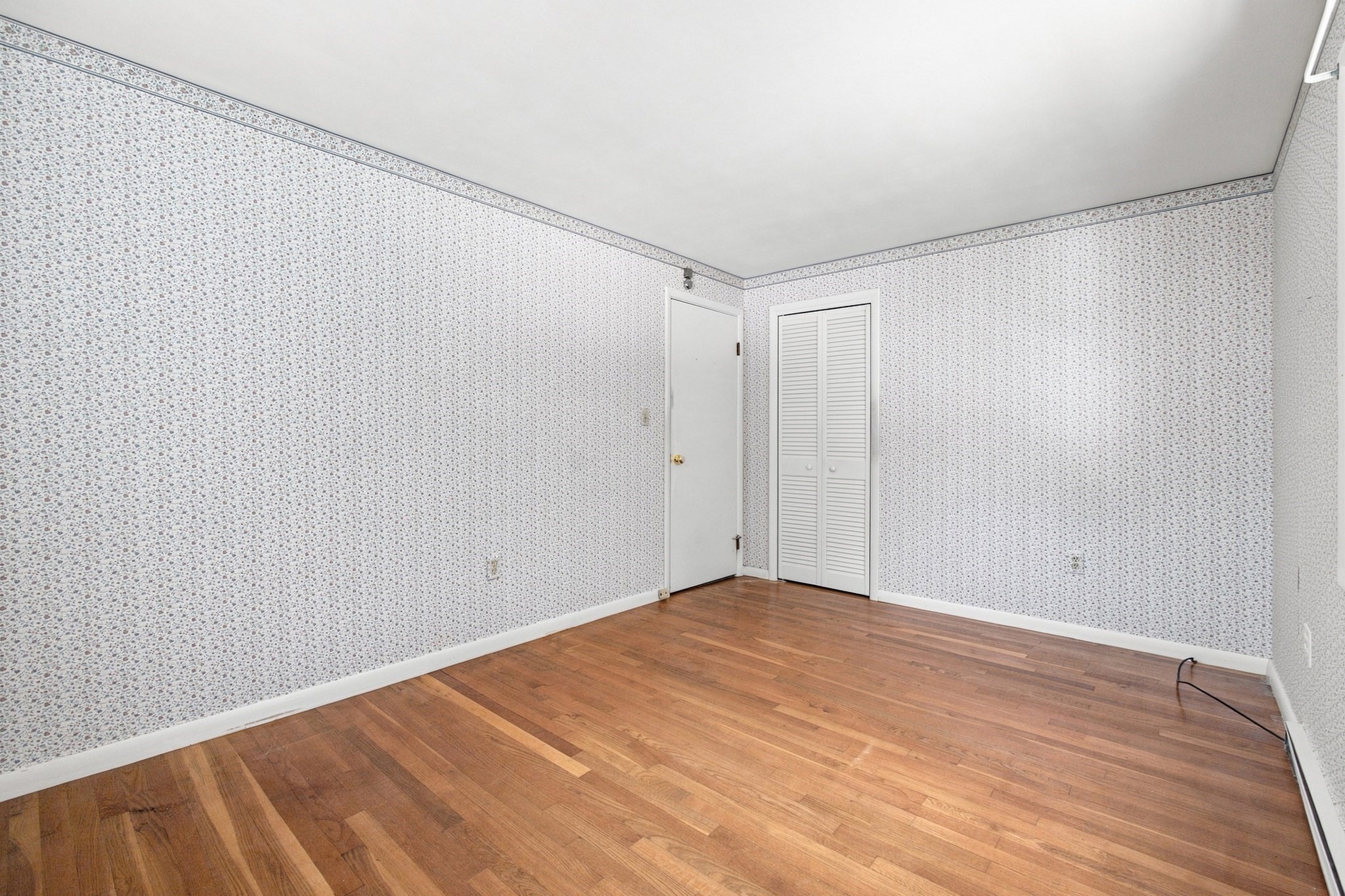 48 Washington St Property Photo 17