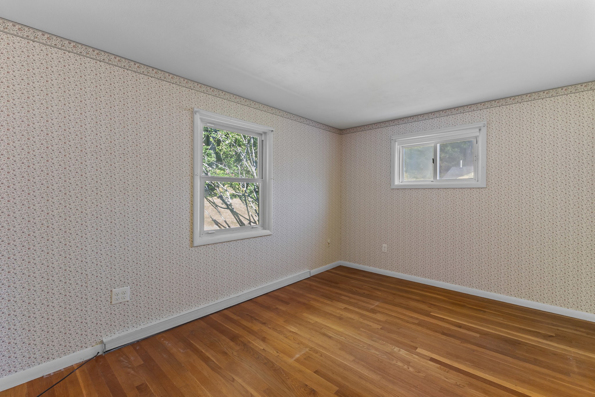 48 Washington St Property Photo 18