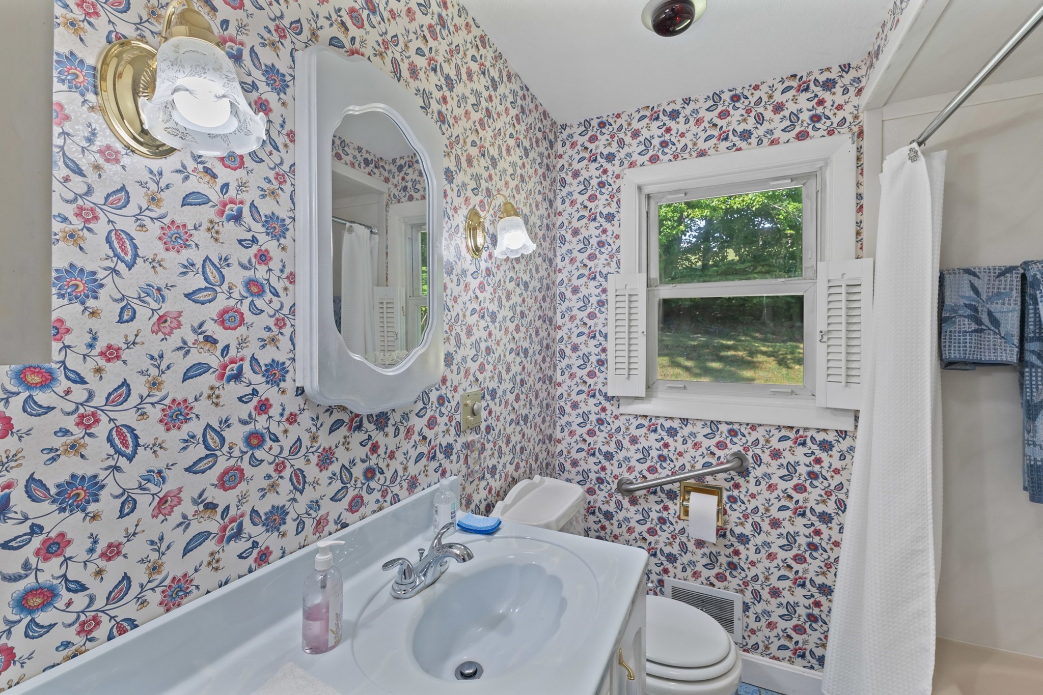 48 Washington St Property Photo 20