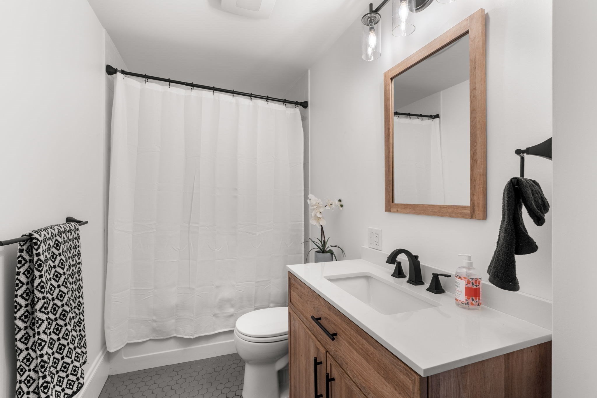 16 Maple Ave Property Photo 20