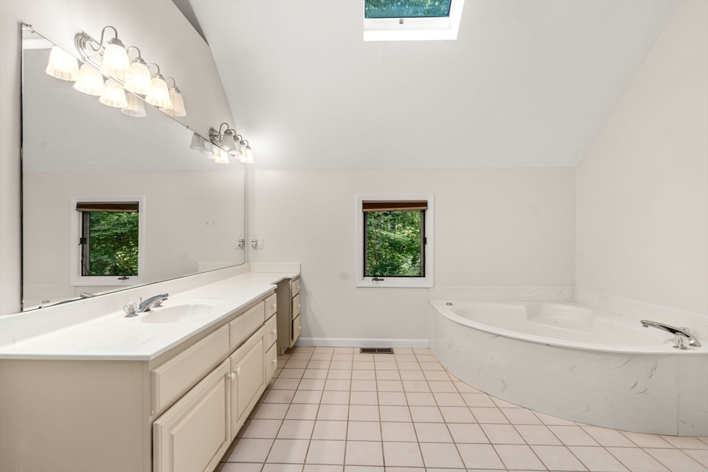 41 George Hill Rd Property Photo 10