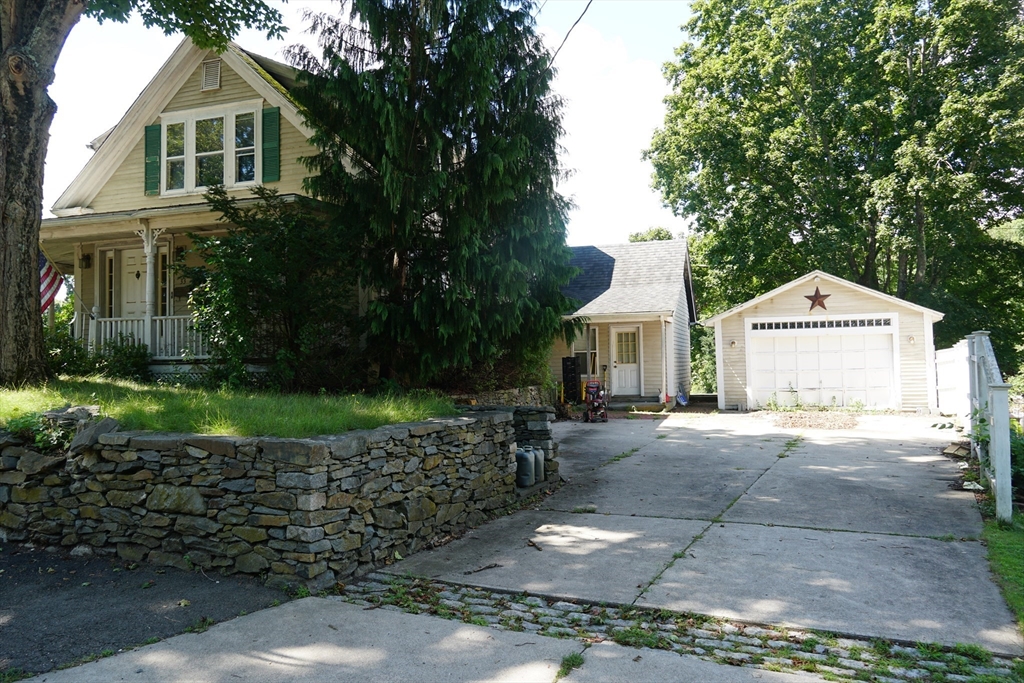 33 Warren Street Property Photo 3