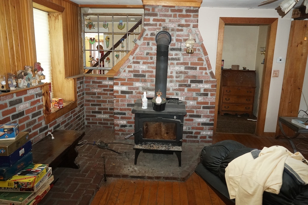 33 Warren Street Property Photo 14
